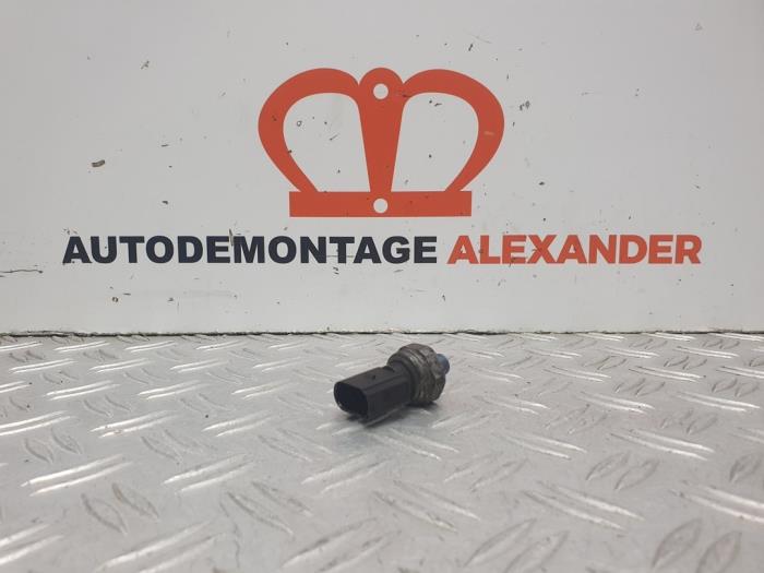 Begagnade Bränsletryckssensor Volkswagen Touran (1T1/T2) 2.0 FSI 16V Pris € 30,00 Marginaltabell erbjuds av Alexander Autodemontage