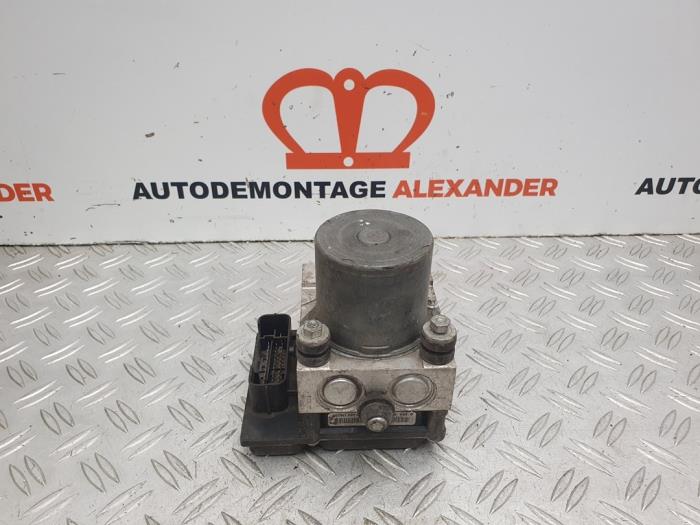 Usagé Bloc ABS Peugeot 508 (8D) 2.0 Hybrid4 16V Prix € 74,99 Règlement à la marge proposé par Alexander Autodemontage