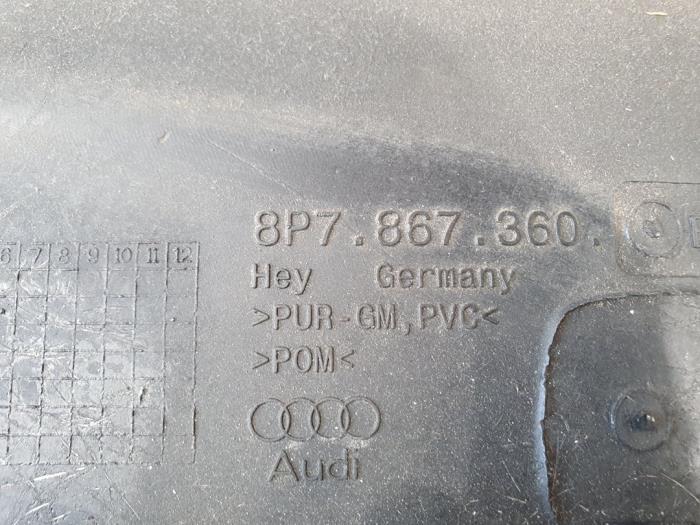 Divers d'un Audi A3 Cabriolet (8P7) 2.0 TDI 16V 2008