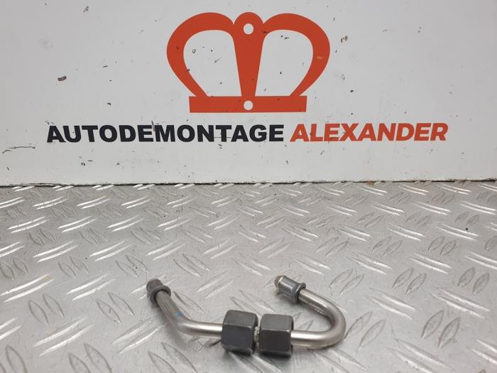 Begagnade Bränsleledning Mercedes A (W176) 1.6 A-200 16V Pris på förfrågan erbjuds av Alexander Autodemontage