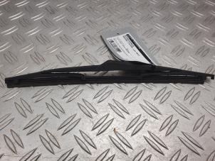 Used Wiper blade Mercedes C (W204) 2.2 C-180 CDI 16V BlueEFFICIENCY Price on request offered by Alexander Autodemontage