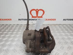 Used Front brake calliper, left Mercedes C (W204) 2.2 C-180 CDI 16V BlueEFFICIENCY Price on request offered by Alexander Autodemontage