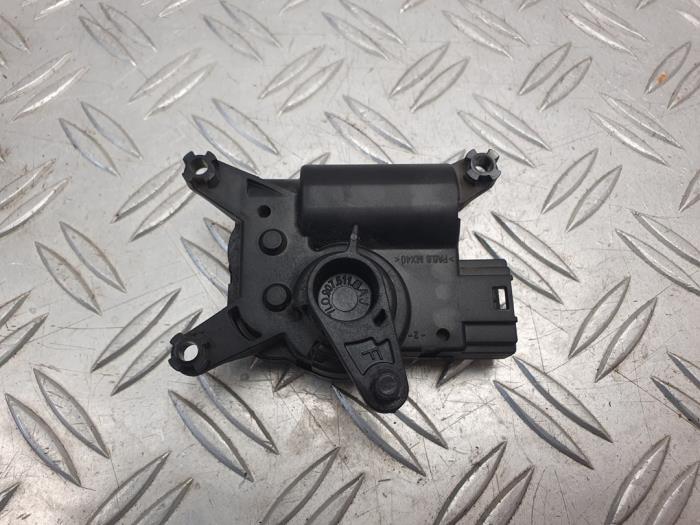 Heater valve motor Volkswagen Transporter T5 2.5 TDi FT208 DELPHI