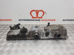 Used Rocker cover Ford Transit Connect 1.8 TDCi 90 Price on request offered by Alexander Autodemontage