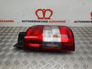 Używane Tylne swiatlo pozycyjne lewe Volkswagen Transporter T5 2.0 TDI DRF Cena € 40,00 Procedura marży oferowane przez Alexander Autodemontage