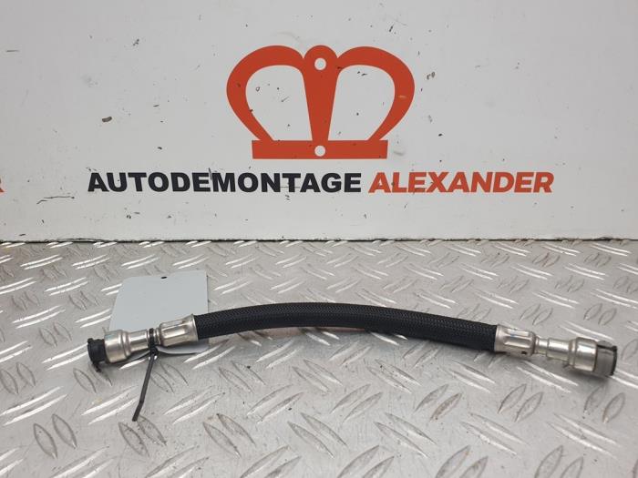 Usagé Conduit (divers) BMW 3 serie Touring (F31) 318i 1.5 TwinPower Turbo 12V Prix sur demande proposé par Alexander Autodemontage