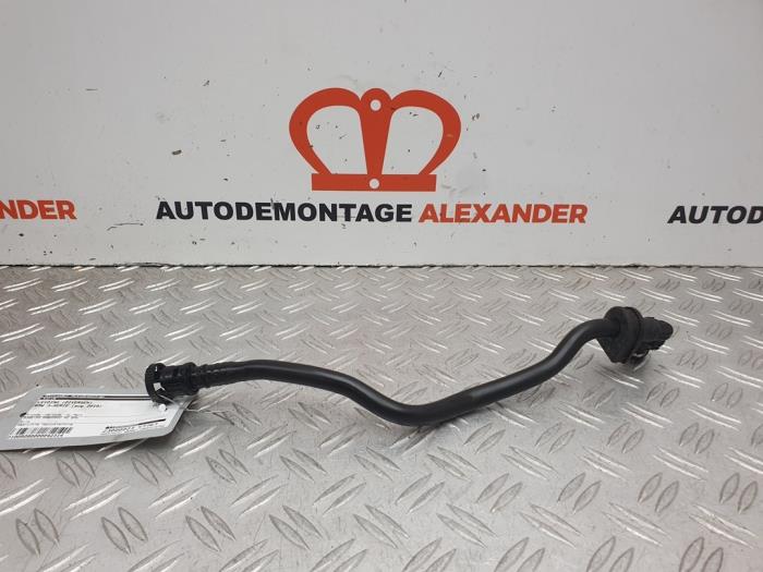 Usagé Conduit (divers) BMW 3 serie Touring (F31) 318i 1.5 TwinPower Turbo 12V Prix sur demande proposé par Alexander Autodemontage