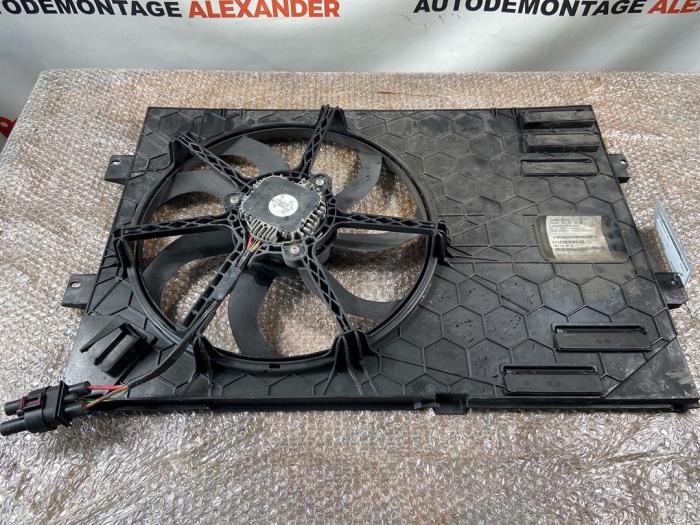 Cooling fans Volkswagen Transporter T5 2.0 TDI DRF 113528308900