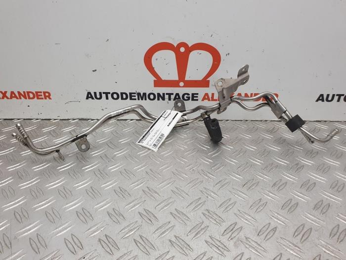 Usagé Conduit de carburant Volkswagen Transporter/Caravelle T5 2.0 TDI DRF Prix sur demande proposé par Alexander Autodemontage