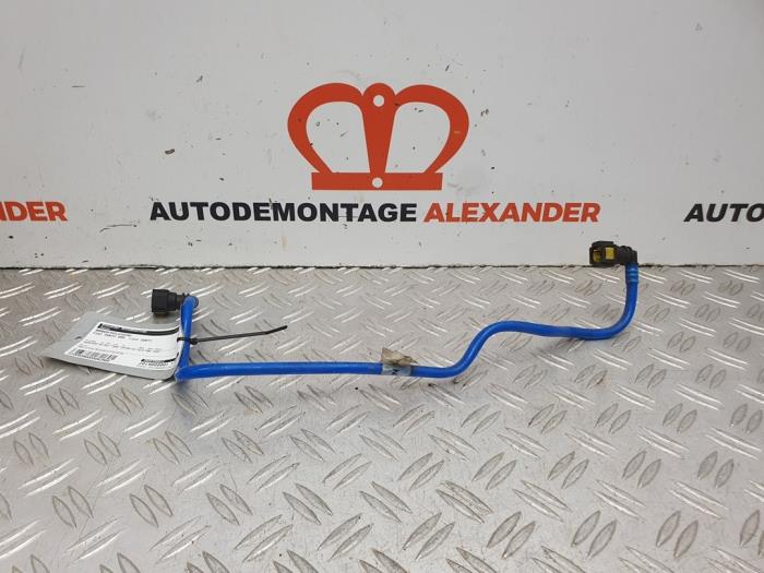 Begagnade Bränsleledning Fiat Grande Punto (199) 1.4 Pris på förfrågan erbjuds av Alexander Autodemontage
