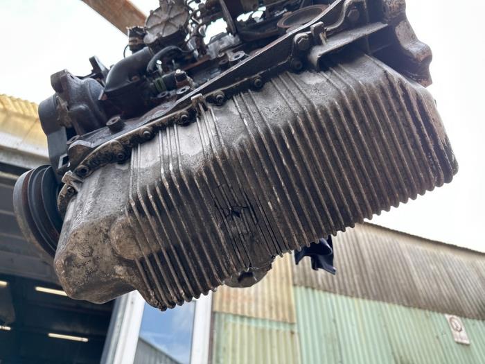 Engine Volkswagen Transporter T4 2.4 D - 074103021 AAB