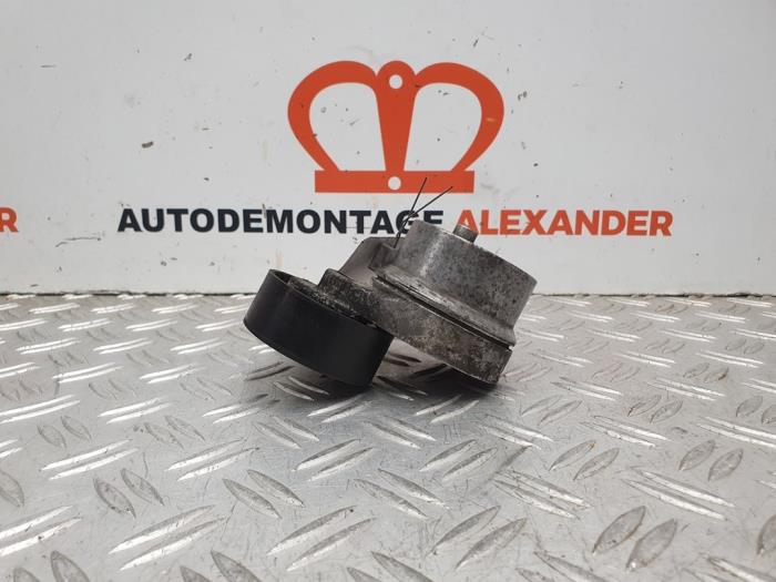 Usados Rodillo tensor correa múltiple Opel Corsa D 1.3 CDTi 16V ecoFLEX Precio de solicitud ofrecido por Alexander Autodemontage