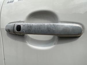 Usagé Poignée de porte avant droite Peugeot 108 1.0 12V Prix sur demande proposé par Alexander Autodemontage