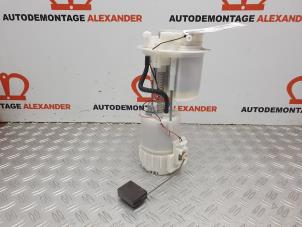 Usagé Pompe à carburant Peugeot 108 1.0 12V Prix sur demande proposé par Alexander Autodemontage