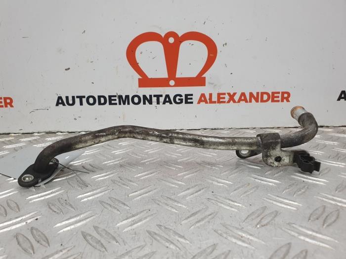 Begagnade Vattenrör Opel Corsa D 1.3 CDTi 16V ecoFLEX Pris på förfrågan erbjuds av Alexander Autodemontage