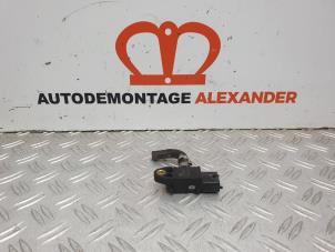 Used Mapping sensor (intake manifold) Opel Insignia 2.0 CDTI 16V 163 Ecotec Price on request offered by Alexander Autodemontage