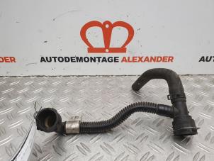 Usagé Tuyau radiateur Opel Insignia 2.0 CDTI 16V 163 Ecotec Prix sur demande proposé par Alexander Autodemontage