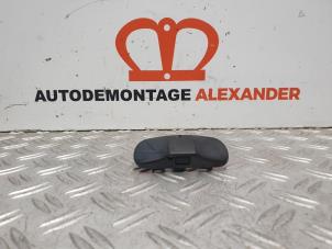 Used Front windscreen washer jet Volkswagen Touran (1T1/T2) 2.0 FSI 16V Price on request offered by Alexander Autodemontage