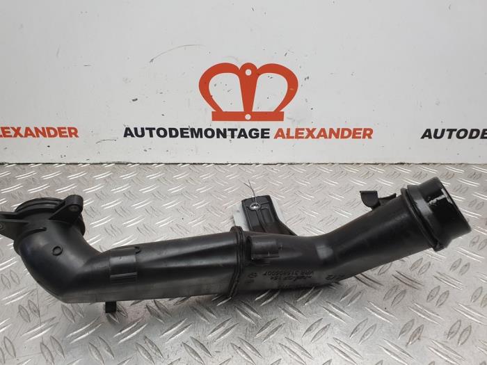 Usagé Tube intercooler Opel Insignia 2.0 CDTI 16V 163 Ecotec Prix € 30,00 Règlement à la marge proposé par Alexander Autodemontage