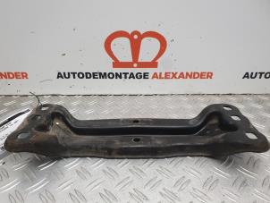 Used Gearbox mount Mercedes E (W211) 2.2 E-200 CDI 16V Price on request offered by Alexander Autodemontage