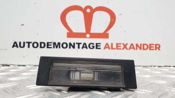 Usagé Eclairage immatriculation Alfa Romeo Giulietta (940) 1.6 JTDm 16V Prix sur demande proposé par Alexander Autodemontage