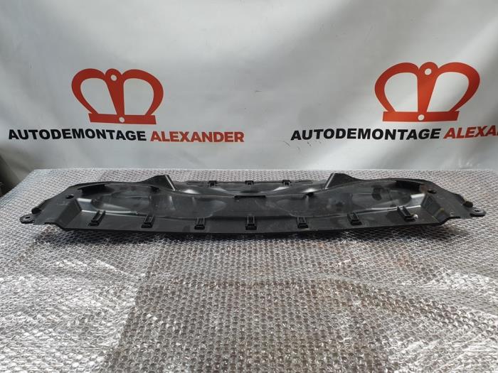 Begagnade Lufttratt Mercedes E (W211) 2.2 E-200 CDI 16V Pris på förfrågan erbjuds av Alexander Autodemontage