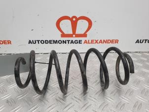 Usagé Ressort de flexion arrière Peugeot 108 1.0 12V Prix sur demande proposé par Alexander Autodemontage