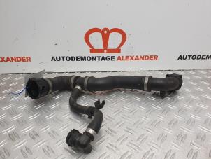 Used Radiator hose BMW 3 serie (E46/2) 318 Ci 16V Price on request offered by Alexander Autodemontage