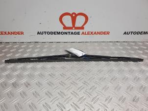 Used Wiper blade Peugeot 108 1.0 12V Price on request offered by Alexander Autodemontage