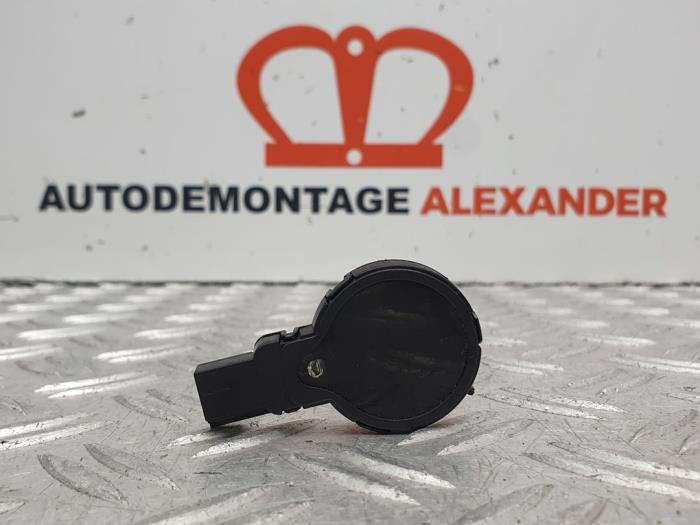 Begagnade Regnsensor Audi A6 Quattro (C6) 3.2 V6 24V FSI Pris € 69,99 Marginaltabell erbjuds av Alexander Autodemontage