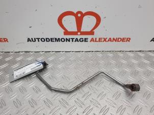 Used Oil pressure line Peugeot 308 SW (L4/L9/LC/LJ/LR) 1.6 BlueHDi 115 Price on request offered by Alexander Autodemontage
