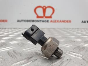 Used Fuel pressure sensor Opel Signum 2.2 DIG 16V Price € 120,00 Margin scheme offered by Alexander Autodemontage