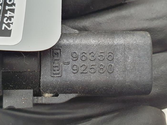 Fuel line from a Peugeot 307 (3A/C/D) 2.0 HDi 90 2004