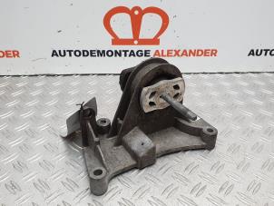 Used Engine mount Fiat 500 (312) 0.9 TwinAir 85 Price on request offered by Alexander Autodemontage