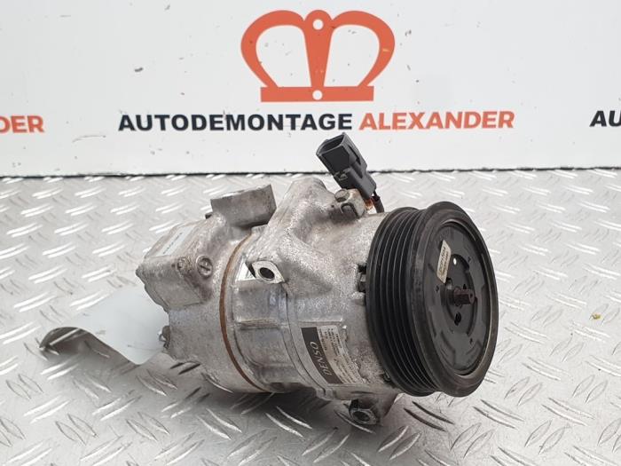 Usagé Pompe clim Smart Forfour (454) 1.1 12V Prix € 200,00 Règlement à la marge proposé par Alexander Autodemontage