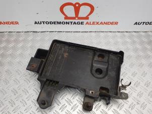 Używane Pojemnik na akumulator Smart Forfour (454) 1.1 12V Cena na żądanie oferowane przez Alexander Autodemontage