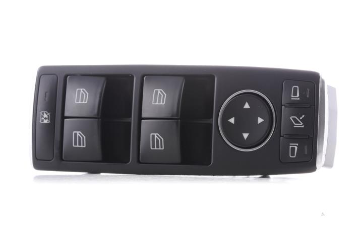 Nuevos Interruptor de ventanilla eléctrica Mercedes C (W204) 2.2 C-200 CDI 16V Precio € 70,00 IVA incluido ofrecido por Alexander Autodemontage