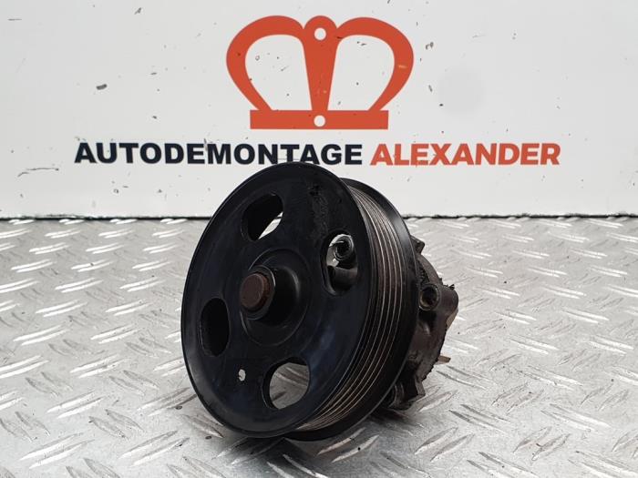 Begagnade Vattenpump Opel Corsa D 1.3 CDTi 16V ecoFLEX Pris på förfrågan erbjuds av Alexander Autodemontage