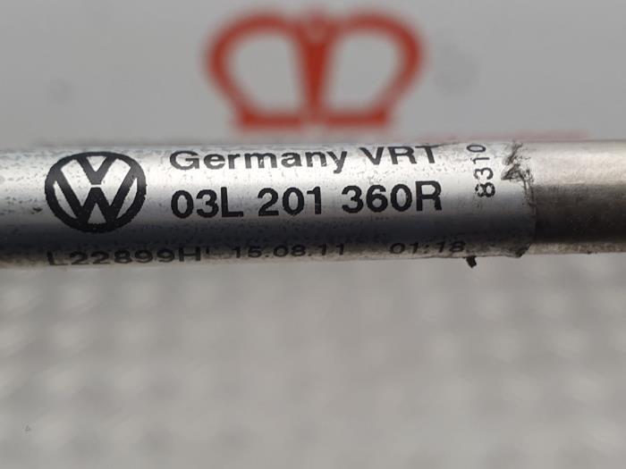 Conduit de carburant d'un Volkswagen Golf VI (5K1) 1.6 TDI 16V 2010