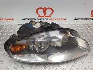 Used Headlight, right Audi A4 (B7) 2.0 TDI 16V Price € 200,00 Margin scheme offered by Alexander Autodemontage