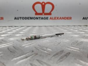 Used Glow plug Peugeot 308 (4A/C) 1.6 HDi Price on request offered by Alexander Autodemontage