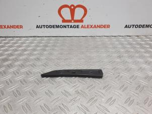 Used Front bumper bracket, left Skoda Fabia II (5J) 1.2i 12V Price on request offered by Alexander Autodemontage