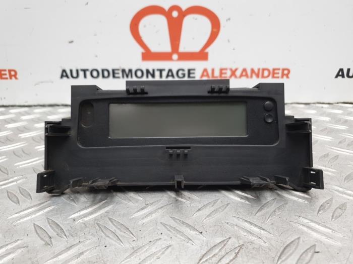 Begagnade Innerdisplay Renault Megane II Grandtour (KM) 1.5 dCi 100 Pris på förfrågan erbjuds av Alexander Autodemontage