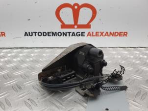 Used Ignition coil Audi A4 (B5) 1.6 Price on request offered by Alexander Autodemontage