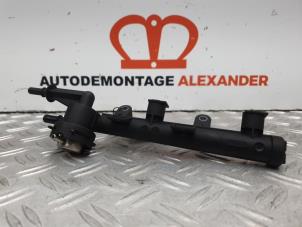 Used Fuel injector nozzle Fiat 500 (312) 0.9 TwinAir 85 Price on request offered by Alexander Autodemontage