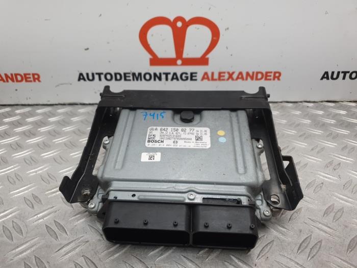 Used Engine management computer Mercedes CLS (C219) 320 CDI 24V Price € 349,99 Margin scheme offered by Alexander Autodemontage