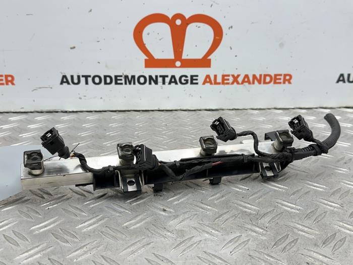 Usagé Système d'injection BMW 1 serie (E87/87N) 120i 16V Prix € 20,00 Règlement à la marge proposé par Alexander Autodemontage