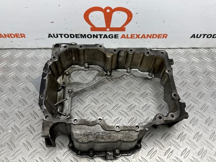 Usagé Couvercle carter Volkswagen Polo V (6R) 1.4 TDI Prix € 70,00 Règlement à la marge proposé par Alexander Autodemontage