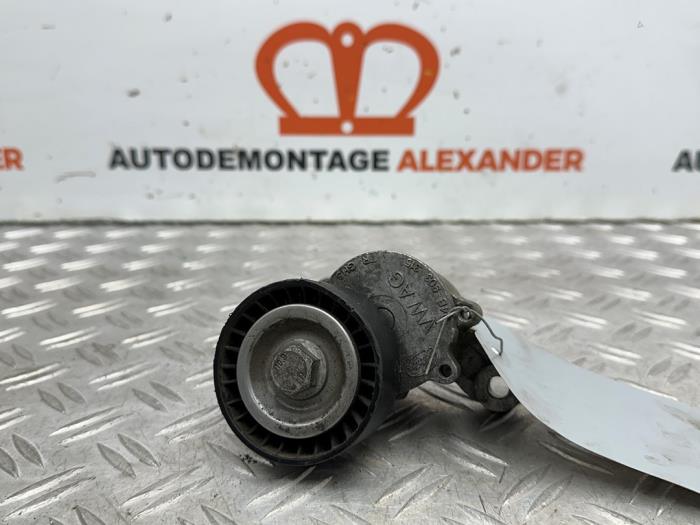 Usados Rodillo tensor correa múltiple Volkswagen Polo V (6R) 1.4 TDI Precio de solicitud ofrecido por Alexander Autodemontage