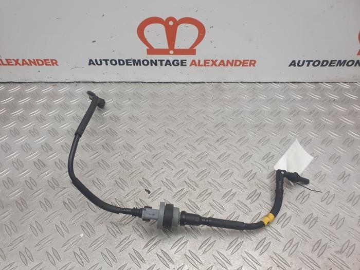 Usagé Evap clapet Opel Corsa D 1.2 16V Prix € 30,00 Règlement à la marge proposé par Alexander Autodemontage